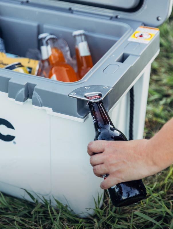 32 QT Ultra-Light Cooler